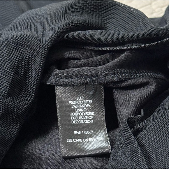 Torrid Black Floral Mesh Jumpsuit Size 1X - Picture 8 of 10